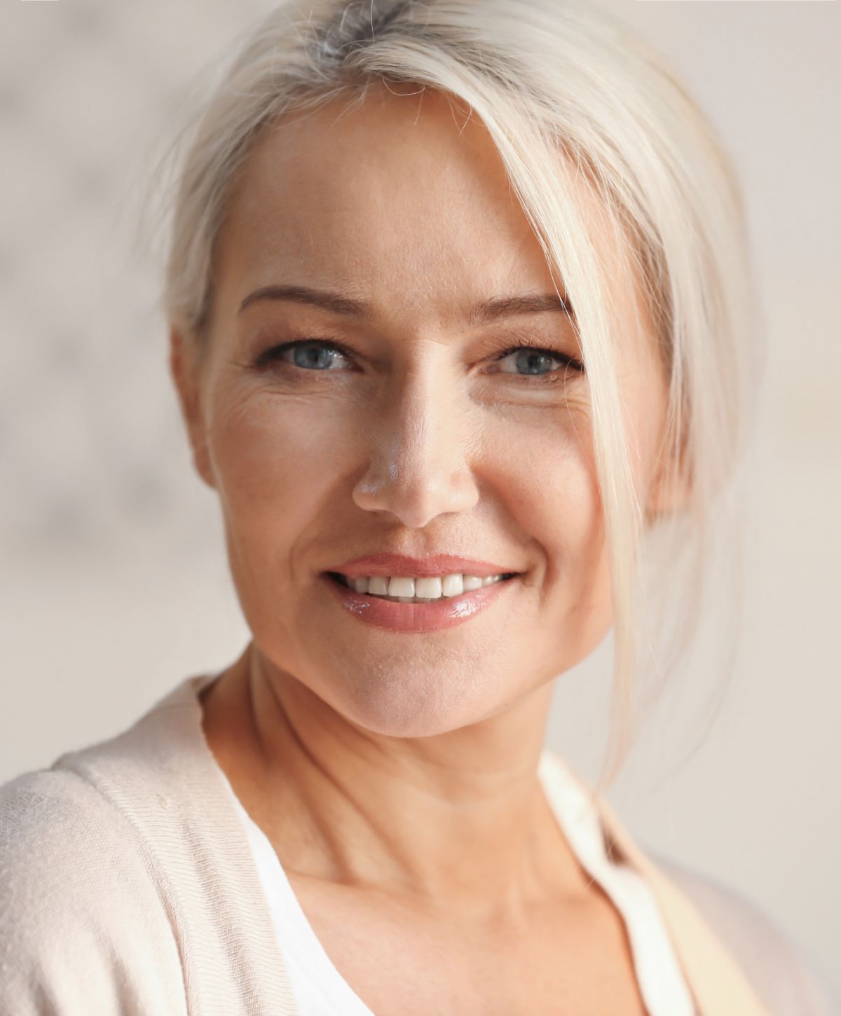 west columbia stress urinary incontinence model with blonde hair